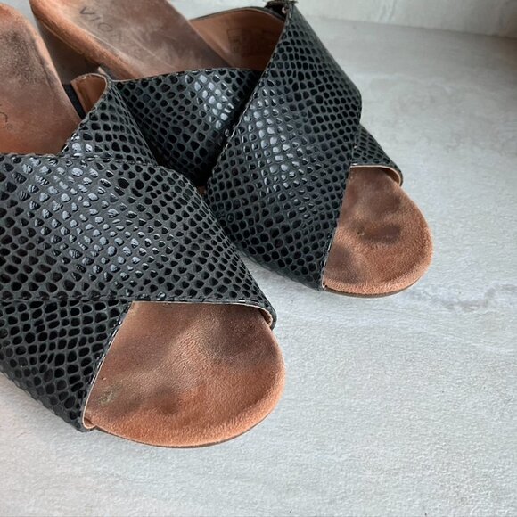 ** Vionic Paradise Leticia Wedge Slide Leather Sandal Size 6.5 - Picture 2 of 9
